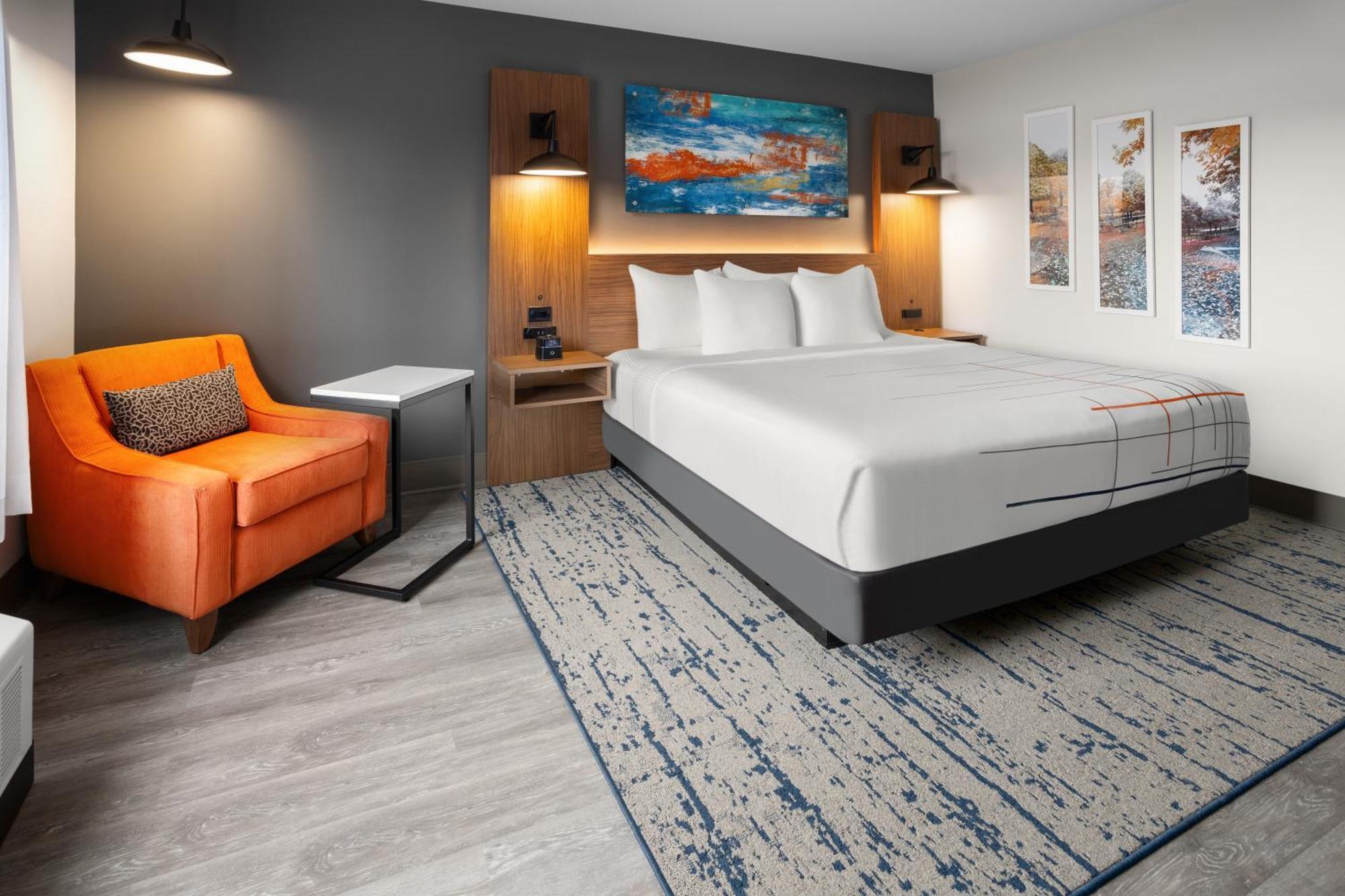 La Quinta Inn & Suites By Wyndham Williston Burlington Bagian luar foto