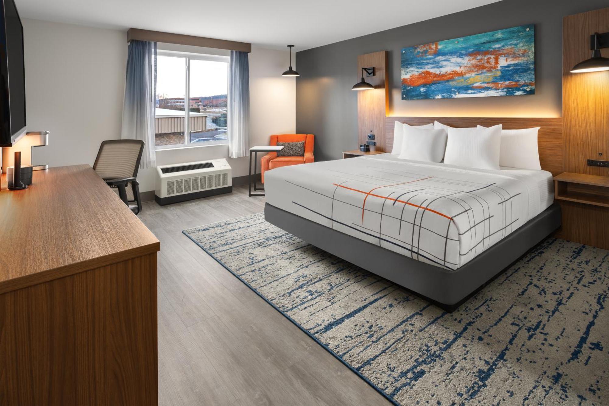 La Quinta Inn & Suites By Wyndham Williston Burlington Bagian luar foto
